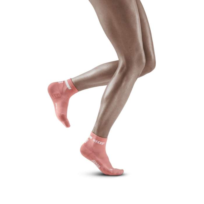 CEP - Run Ultralight Compression Socks Women pink at Sport Bittl Shop